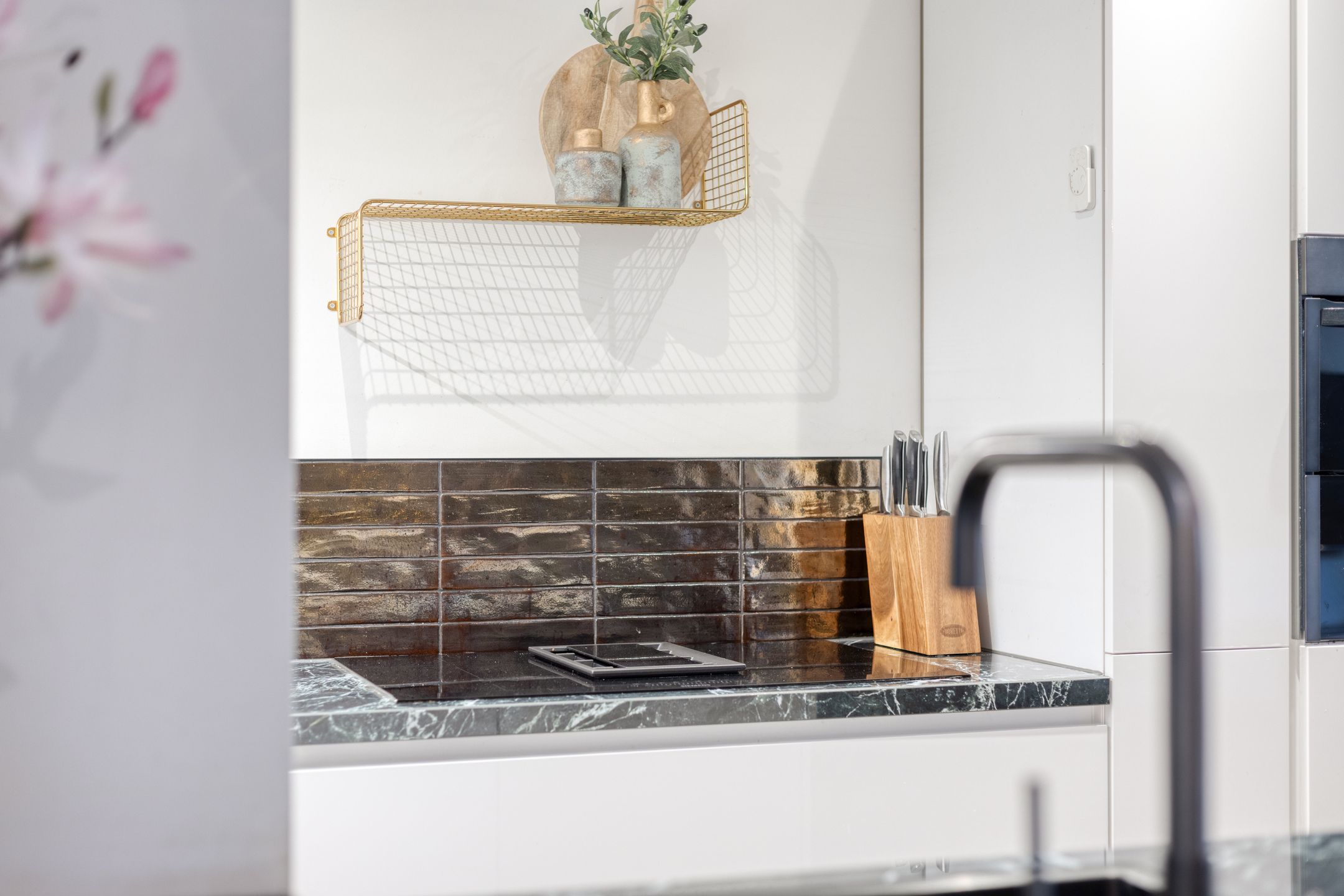 Foto 24 van Leliestraat 8