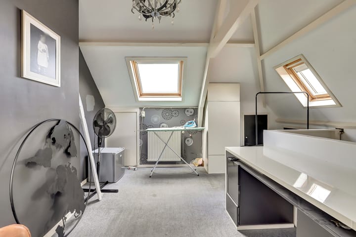 Photo 22 of Kamperfoeliestraat 52