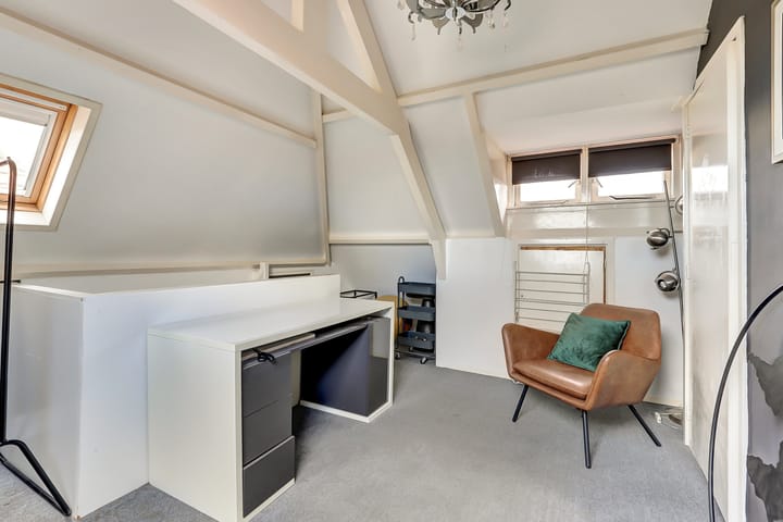 Photo 23 of Kamperfoeliestraat 52