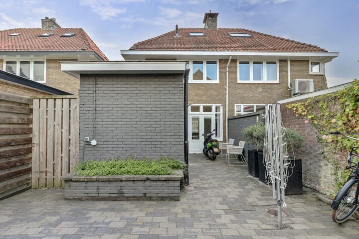 Photo 29 of Kamperfoeliestraat 52