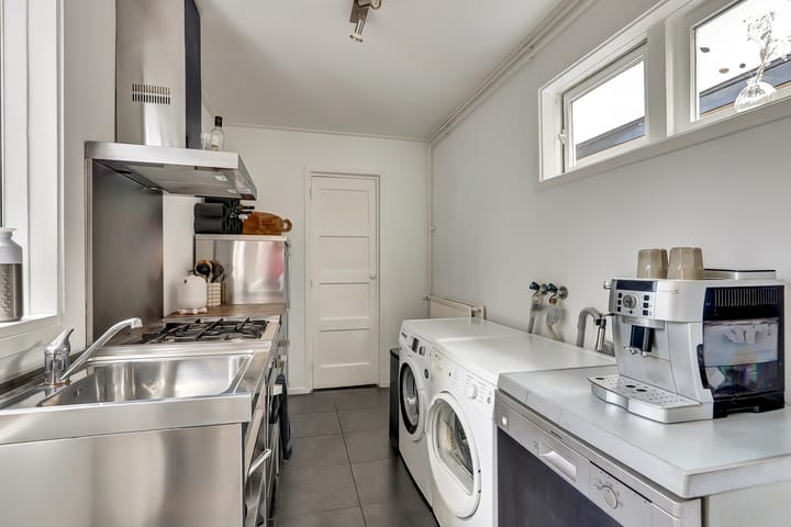 Photo 15 of Kamperfoeliestraat 52