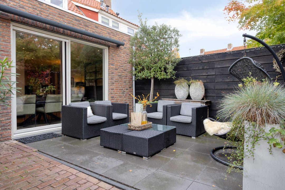 Foto 43 van Leliestraat 8