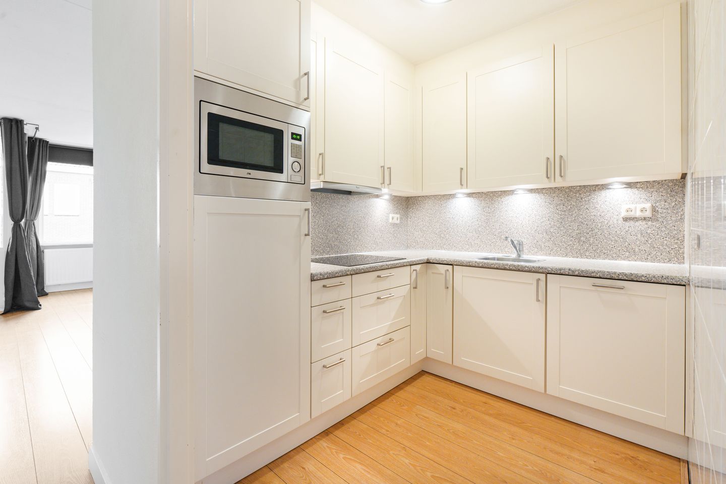 Photo 10 of Molenstraat 3-10