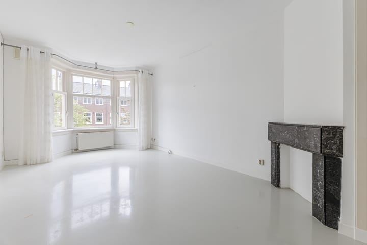 Photo 8 of Lekstraat 178-3