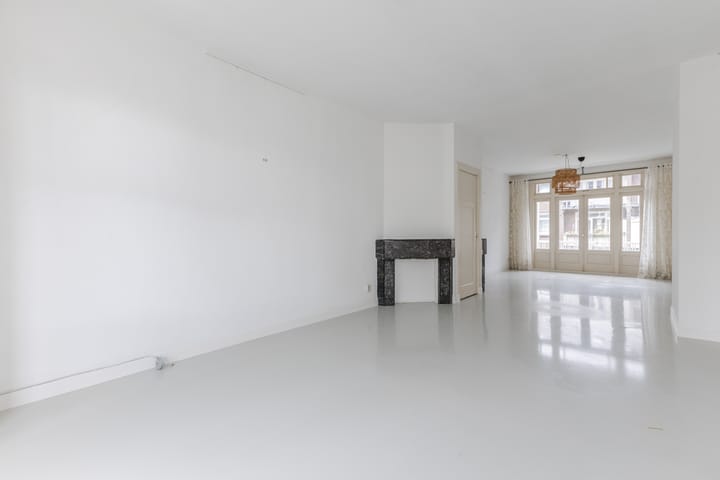 Photo 11 of Lekstraat 178-3