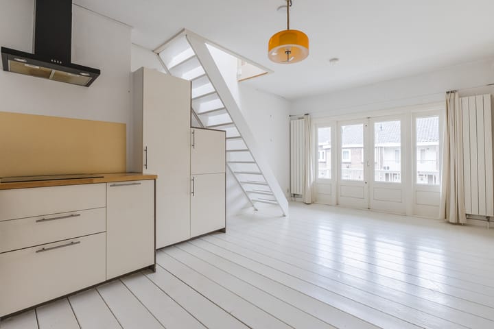 Photo 37 of Lekstraat 178-3