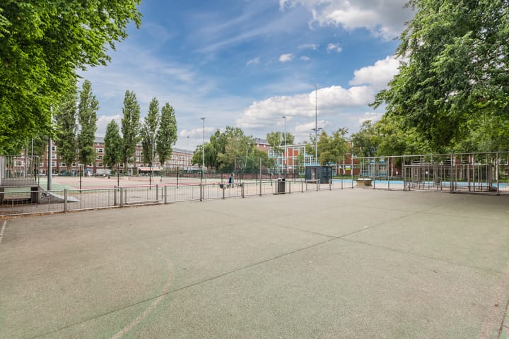 Photo 54 of Lekstraat 178-3