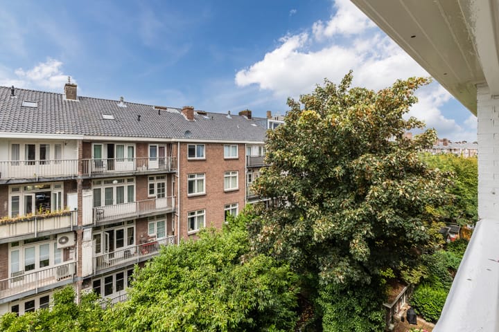 Photo 36 of Lekstraat 178-3