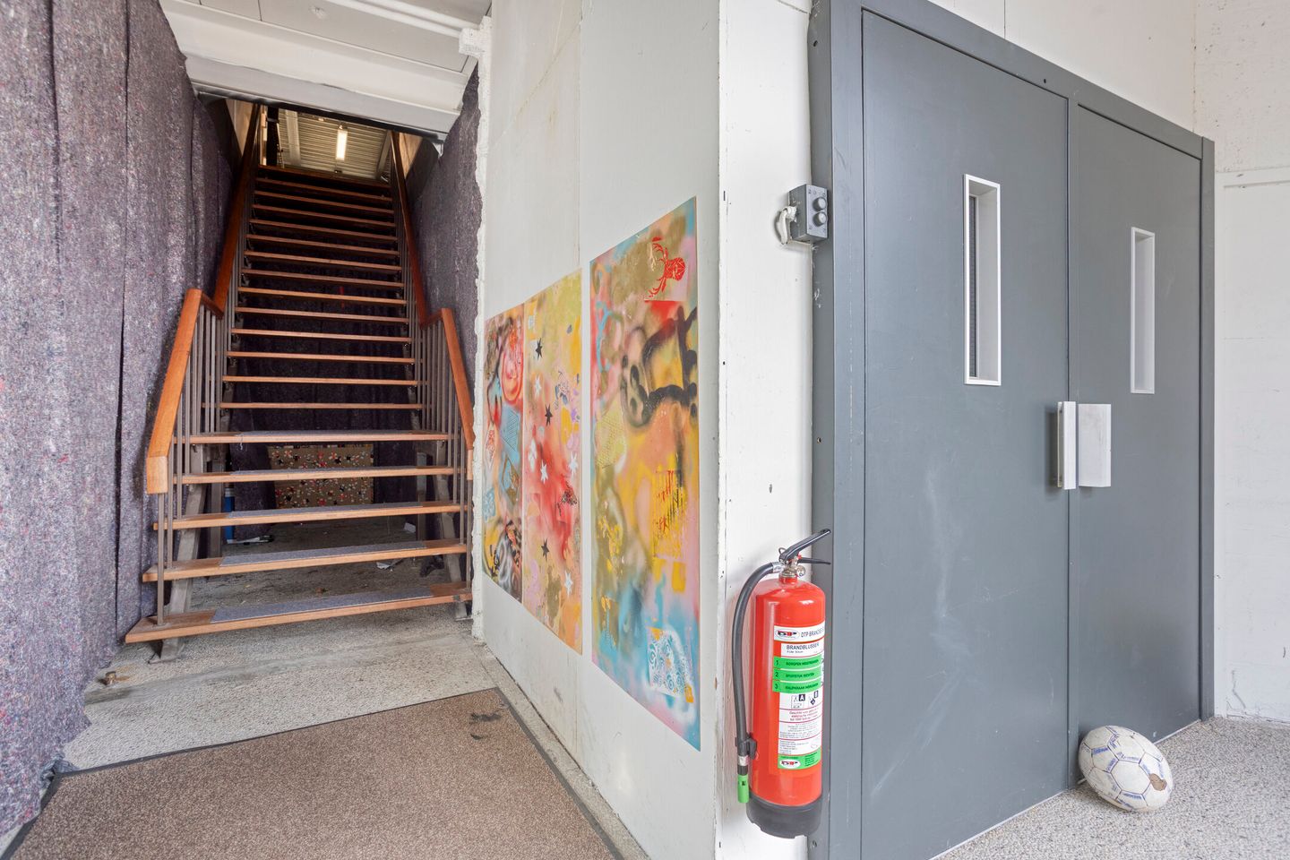 View photo 4 of Oranjestraat 21