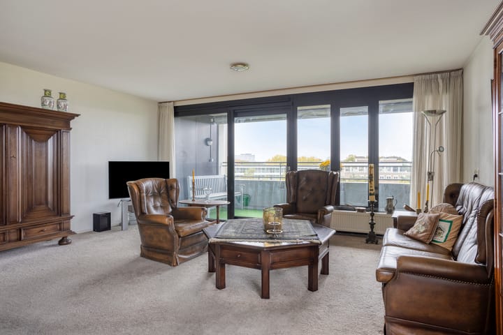 Foto 4 van Magentahof 64