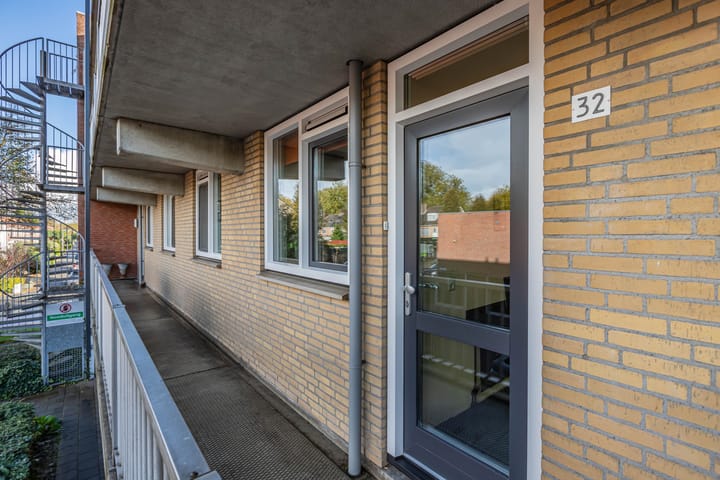 Photo 16 of Staalstraat 32