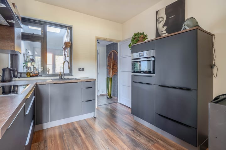 Photo 12 of Langeweg 7