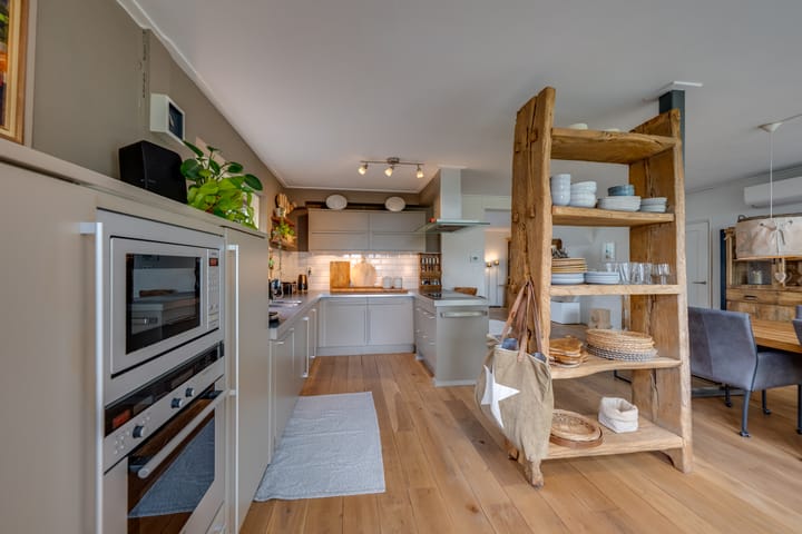 Photo 21 of Appelaarseweg 27