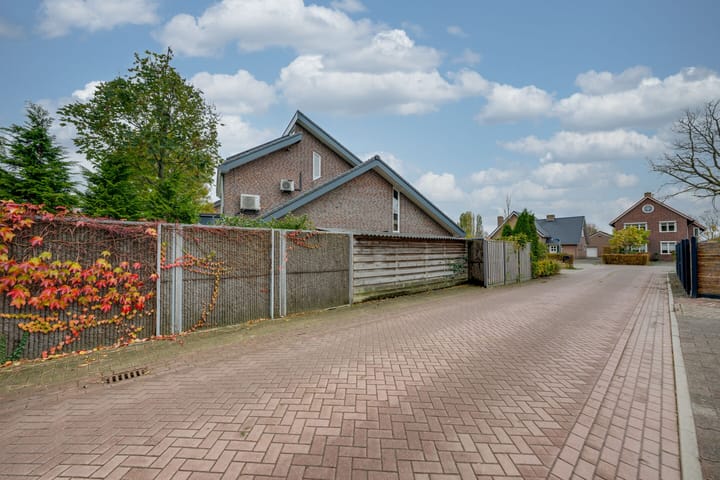 Photo 65 of Appelaarseweg 27