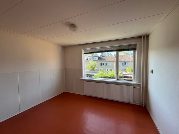 Photo 16 of Lyrastraat 10