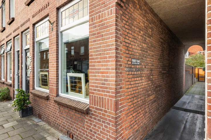 Foto 5 van van Middelantstraat 11