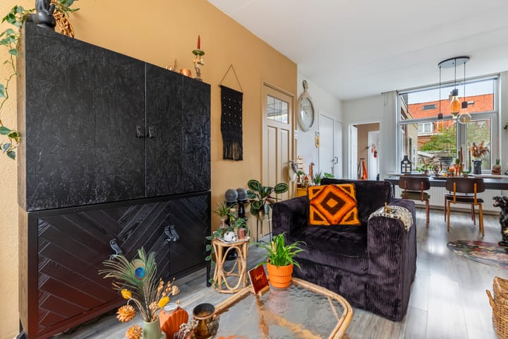 Foto 12 van van Middelantstraat 11