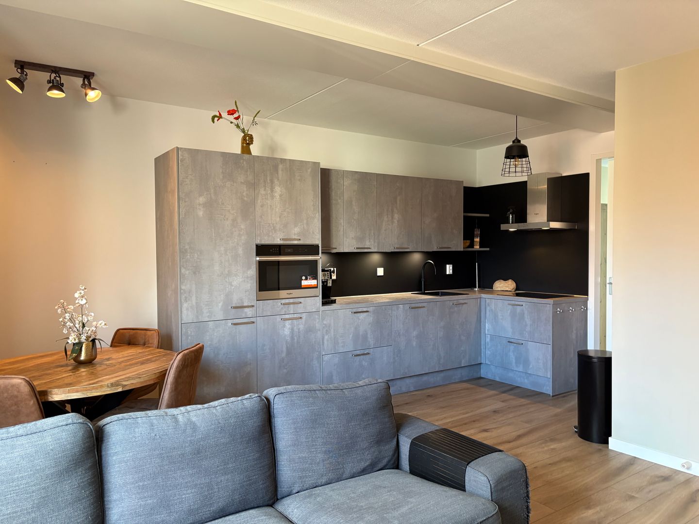 Photo 4 of Kantoorstraat 7-D