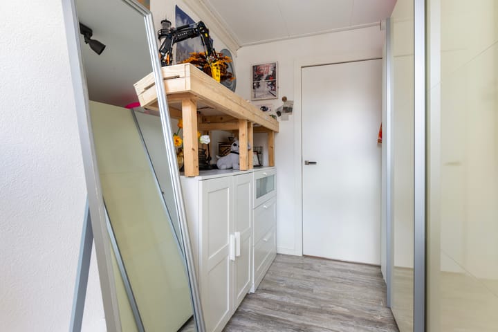 Foto 36 van van Middelantstraat 11