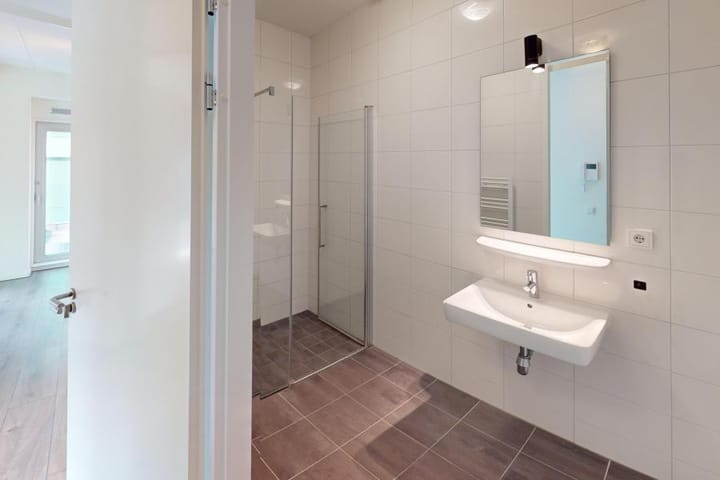 Foto 9 van Haarlemmerweg 1020