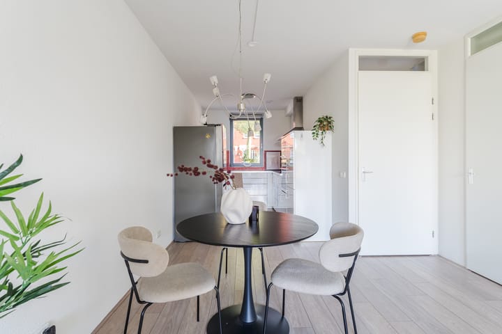 Photo 22 of Salvador Dalístraat 40