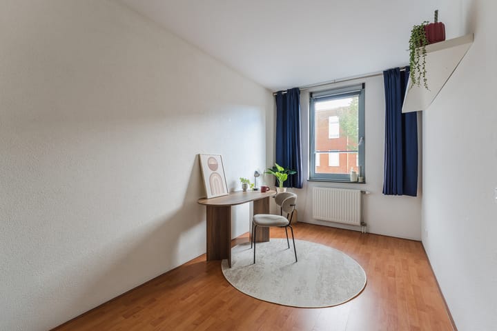 Photo 34 of Salvador Dalístraat 40