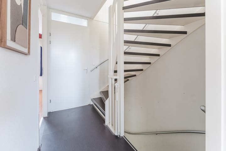 Photo 37 of Salvador Dalístraat 40