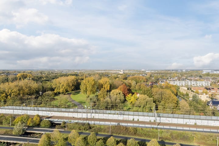 Photo 59 of Salvador Dalístraat 40