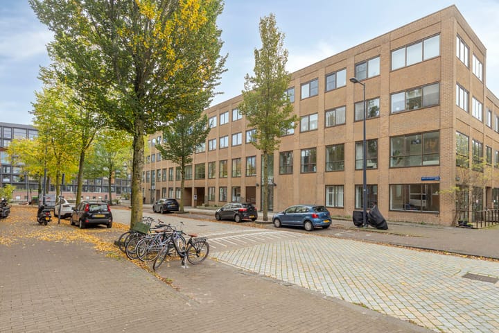 Photo 3 of Erich Salomonstraat 554