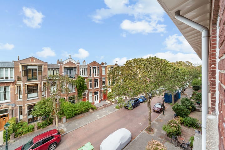 Photo 11 of Van Hoornbeekstraat 98