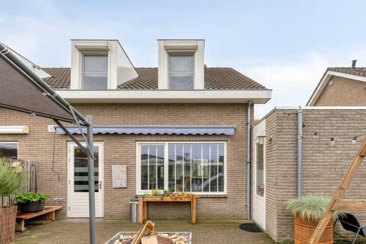 Foto 23 van De Esdoorn 11