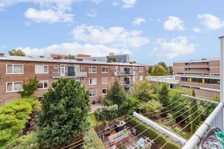 Photo 19 of Van Hoornbeekstraat 98