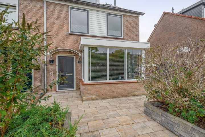 Foto 8 van de Akker 45