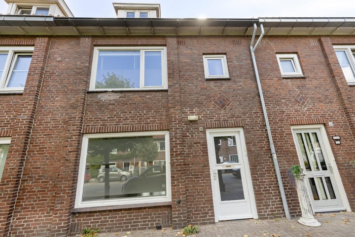 Foto 2 van Dr. Struyckenstraat 129