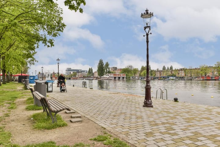 Photo 18 of Jan Bernardusstraat 14-E