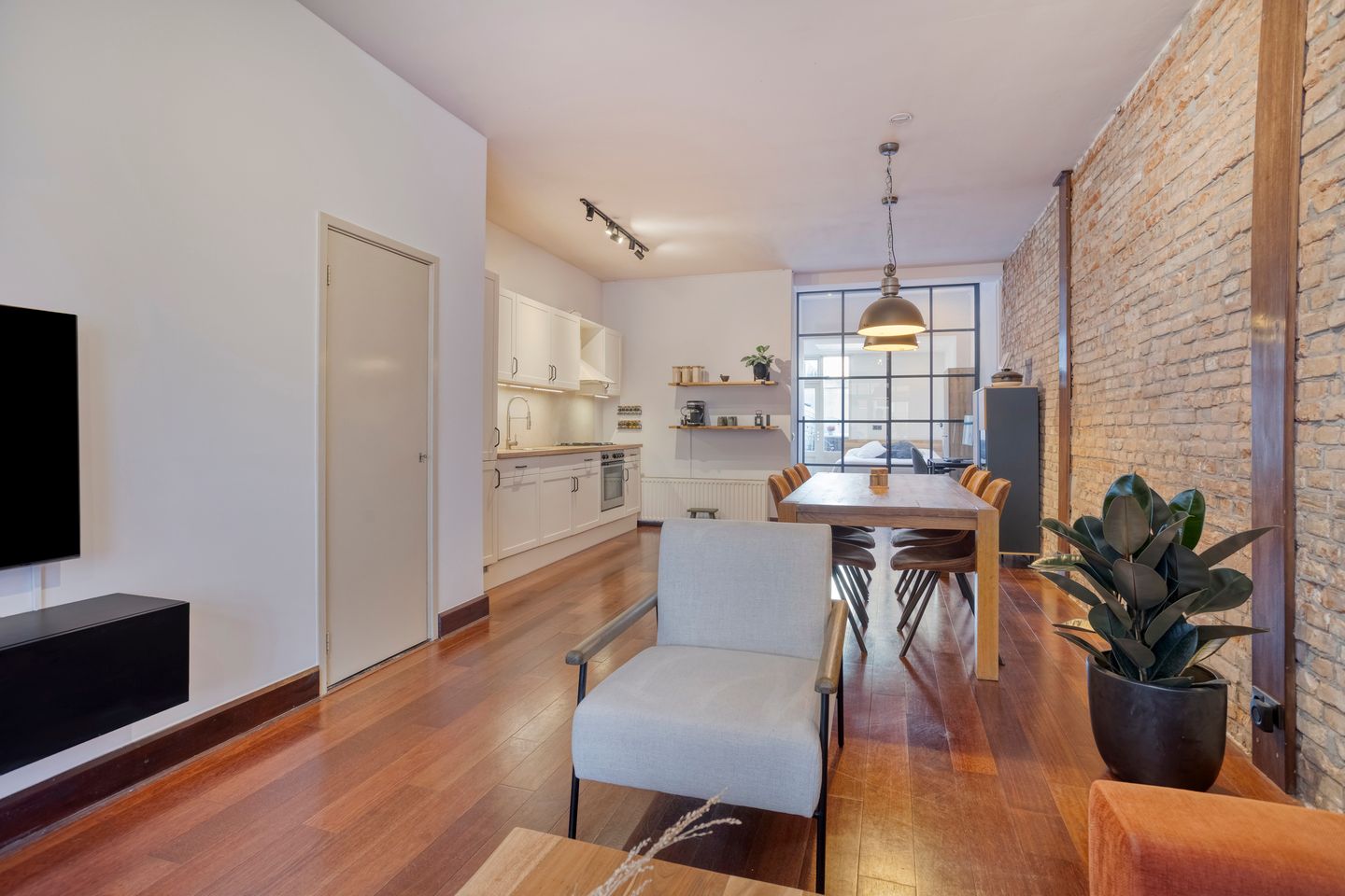 Foto 14 van Van Ostadestraat 59-H