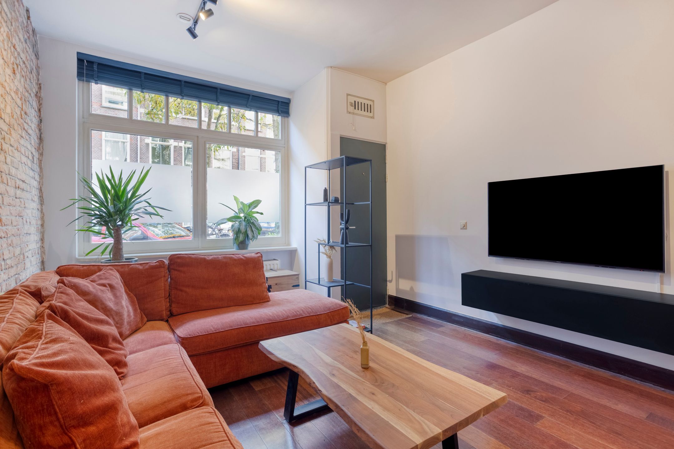 Foto 15 van Van Ostadestraat 59-H