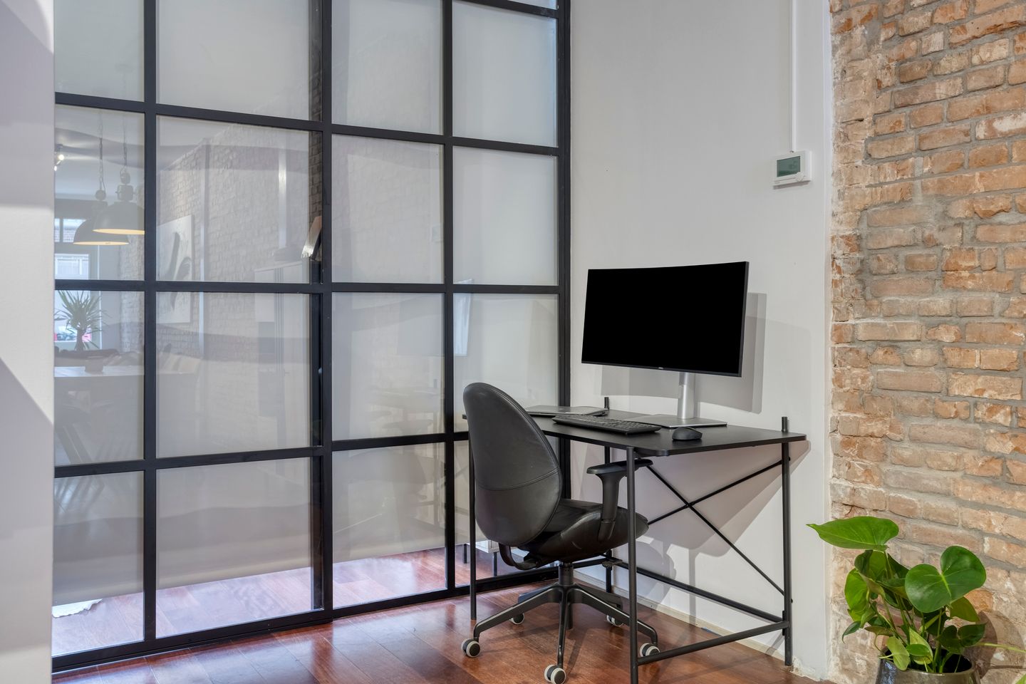 Foto 25 van Van Ostadestraat 59-H