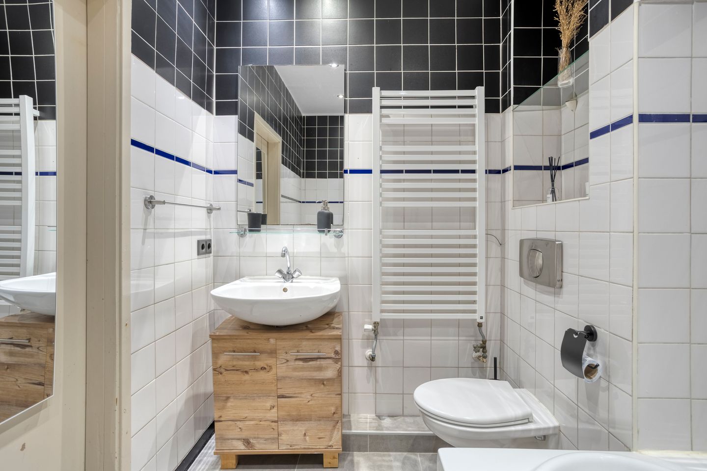 Foto 29 van Van Ostadestraat 59-H