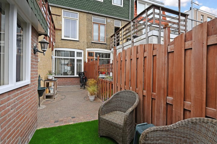 Foto 17 van Van Hoornestraat 38