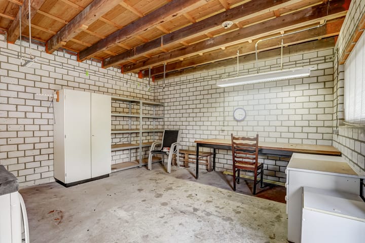 Photo 24 of Irenestraat 4