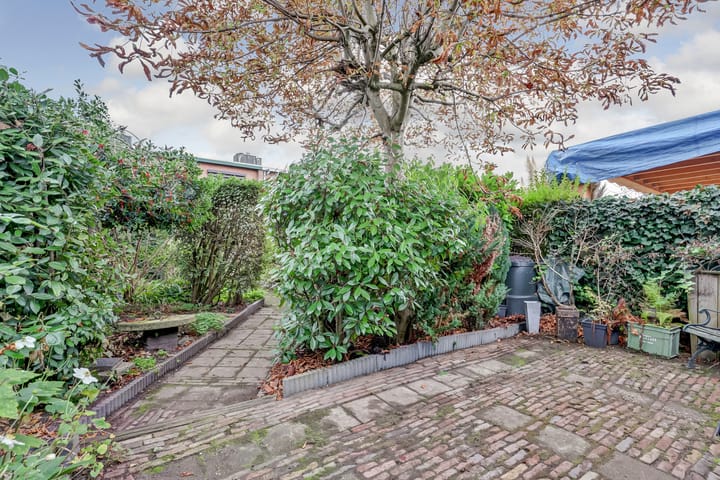 Photo 30 of Irenestraat 4