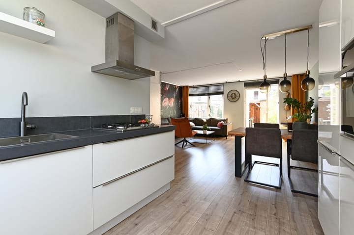 Photo 11 of Etty Hillesumsingel 10