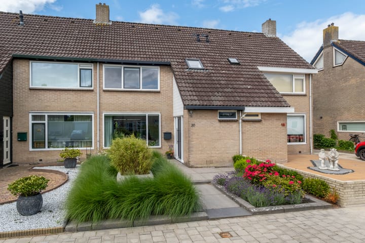 Foto 6 van Aysmastins 20