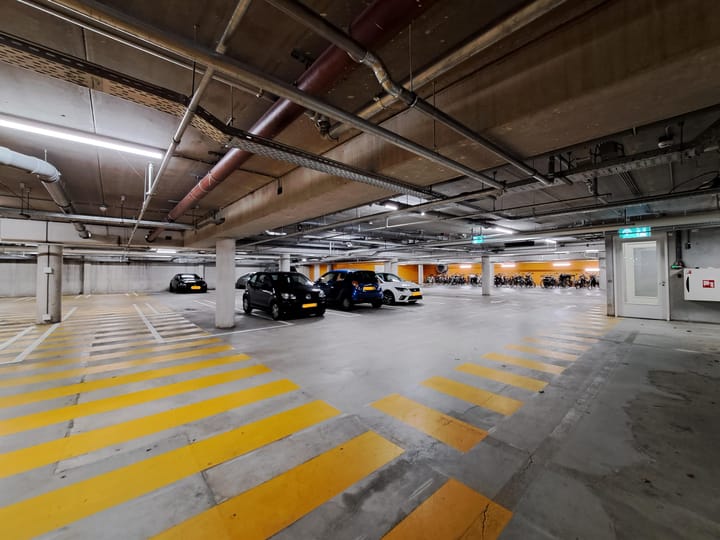 Photo 5 of Grenenhout 8-116