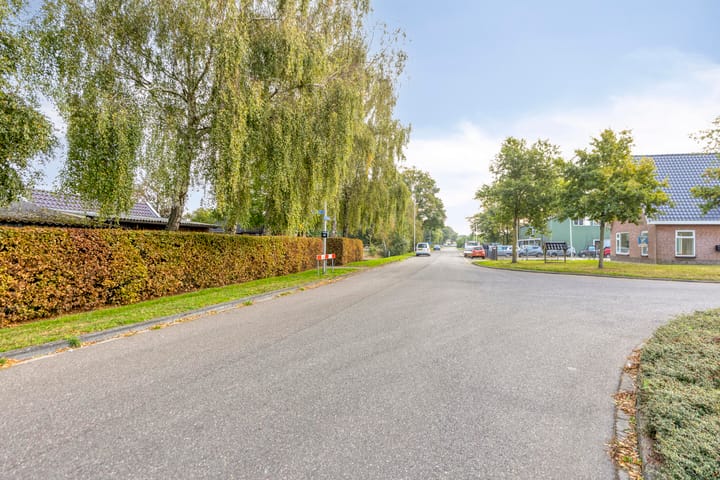 Photo 2 of Tsjerkepaad 4