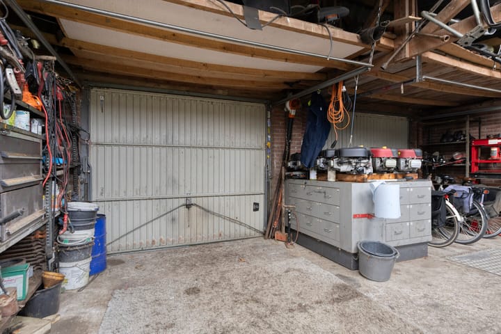 Photo 36 of Tsjerkepaad 4