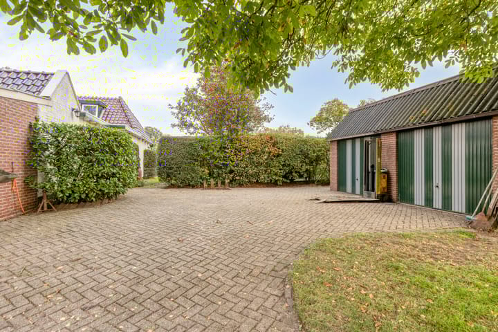 Photo 38 of Tsjerkepaad 4