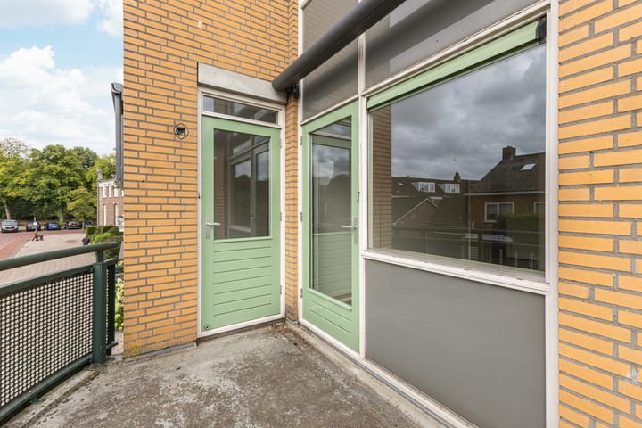 Foto 11 van Maerelaan 9