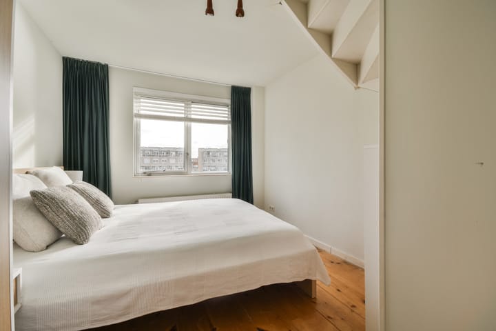 Photo 21 of Verzetsplein 34